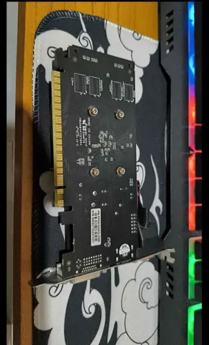 Placa de vídeo NVidia GT 610 