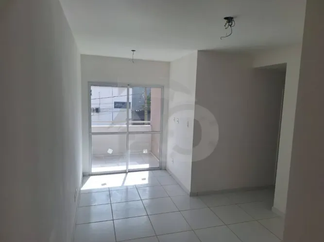 Apartamento para vender com 3 Quartos, sendo 1 Suíte no Bairro Jardim Centenário em Aracaj
