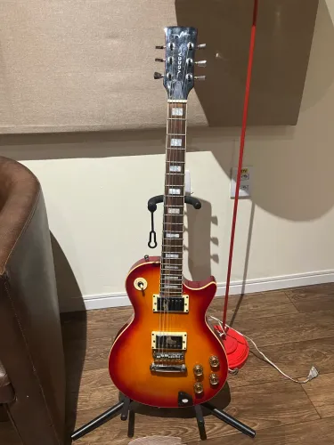 Guitarra Les Paul Vogga