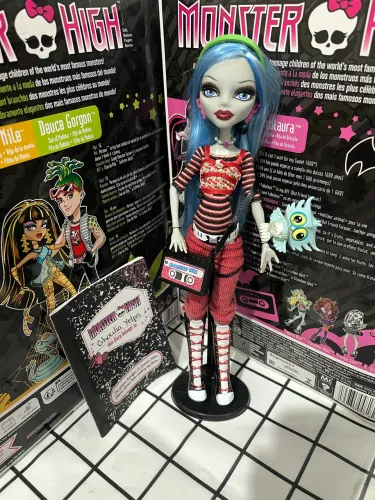 Monster high ghoulia básica w1