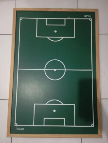 Campo de futebol de botão 