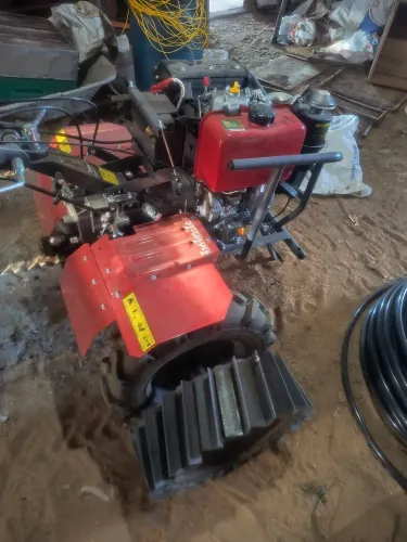 Tratorito motocultivador 10 Hp com partida a diesel