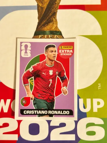 Figurinha Extra Sticker 2026 - Cristiano Ronaldo Bordô Roxa
