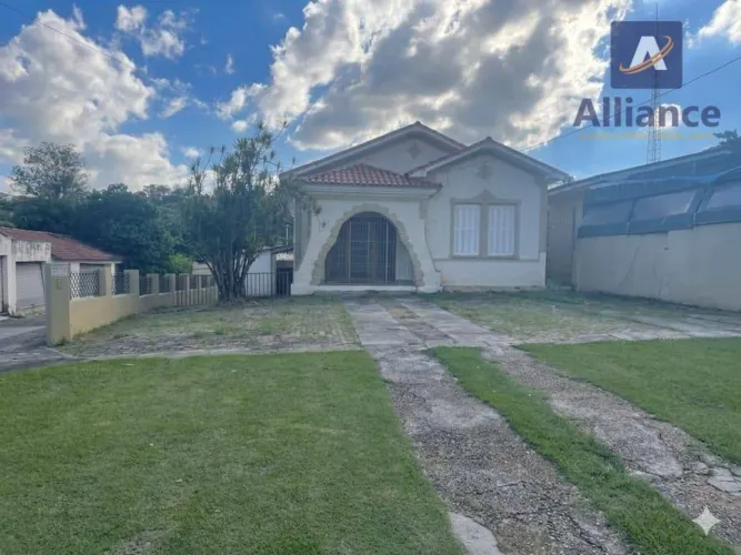 Casa com 3 dormitórios para alugar, 600 m² por R$ 10.000/mês - Capivari - Louveira/SP