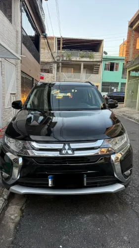 Mitsubishi Outlander 2.0 16V 160cv Aut. 2016