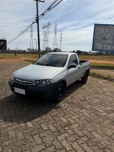 Fiat Strada 1.4 MPI Fire Flex 8V CS 2012