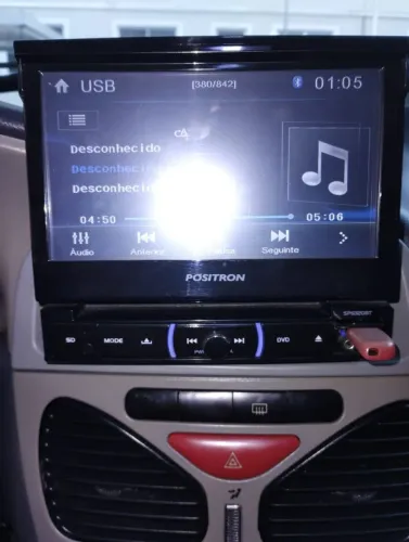 Vendo DVD Positron modelo Sp6320 BT LCD 7 Retrátil" (semi novo)