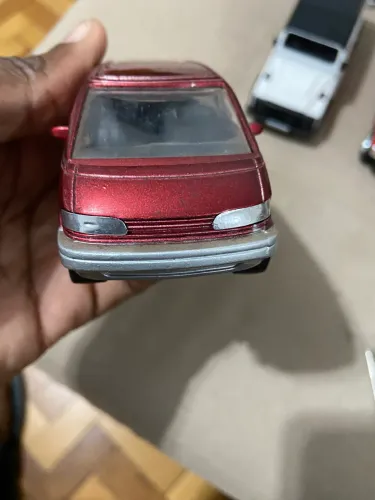 Toyota Previa 1:35