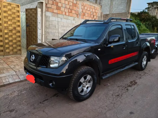 Nissan Frontier SE Attack CD 4X4 2.5 TB Diesel 2013