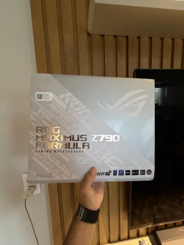 PLACA MÃE MAXIMUS ROG STRIX FÓRMULA Z790
