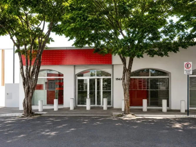 Ex-Agência 452 m² - Centro - Cruzília - MG