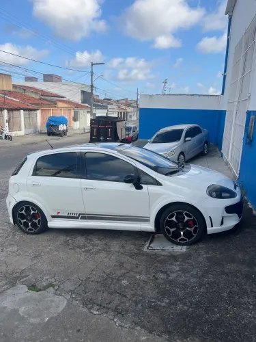 Fiat Punto T-jet 1.4 16V Turbo 5P 2013