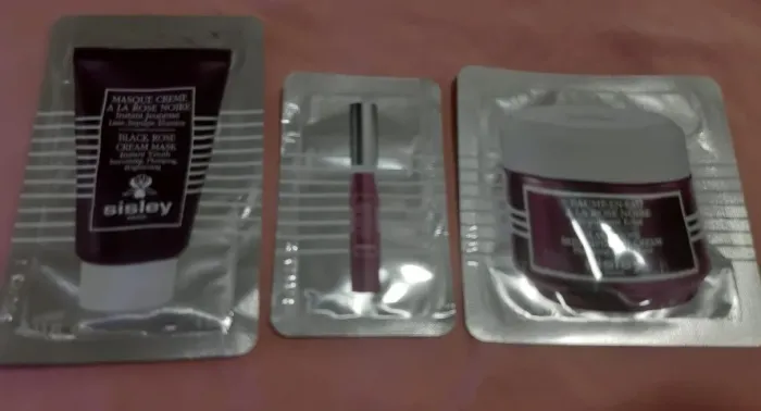 Kit Amostras Luxo Sisley Paris - Tratamento Olhos e Lábios (Sisleÿa + Máscara + Demaquilan