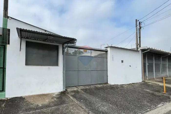 Galpão com terreno de 250m² no Galo Branco  ideal para oficina, marcenaria ou depósito