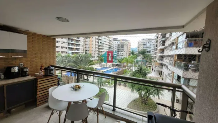 Recreio dos Bandeirantes | Apartamento 3 quartos, sendo 1 suite