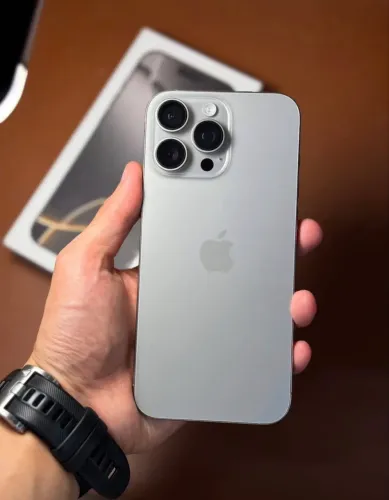 IPHONE 16 PRO MAX 1TB SUPER PROMOÇÃO, LOJA NO RIOMAR, ACEITAMOS SEU IPHONE USADO.