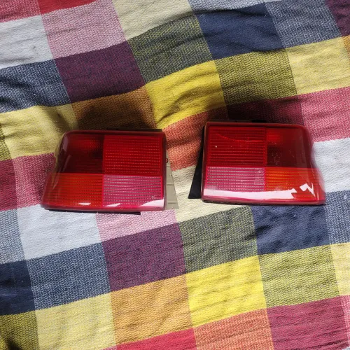 Lanterna traseira escort zetec