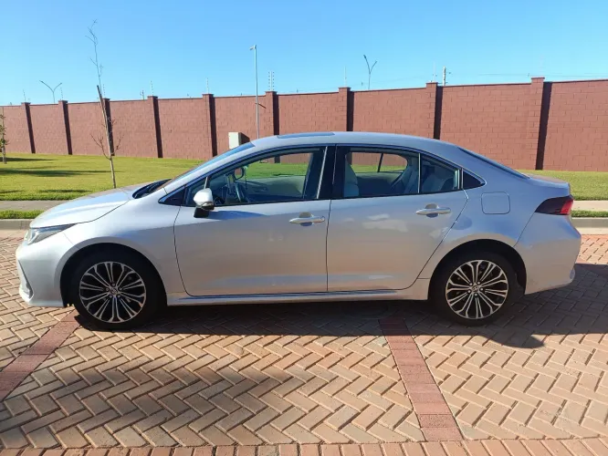 Toyota Corolla Altis 2.0 Flex 16V Aut. 2022