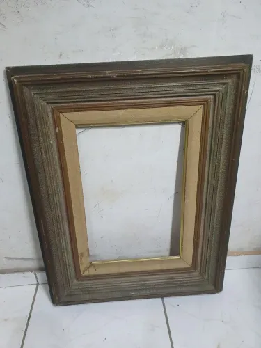 Moldura de madeira antiga 