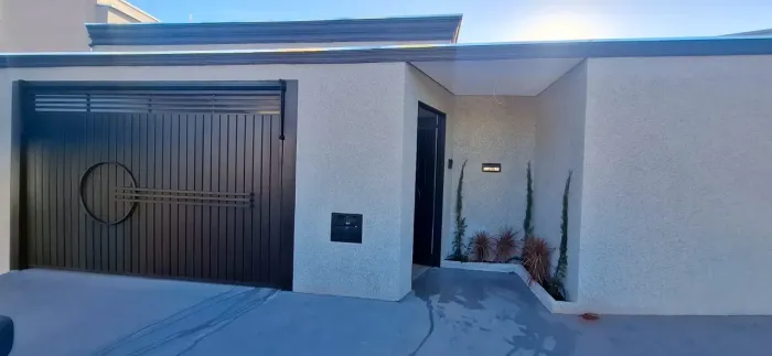 Casa disponível para venda - Bairro Nato Vetorasso