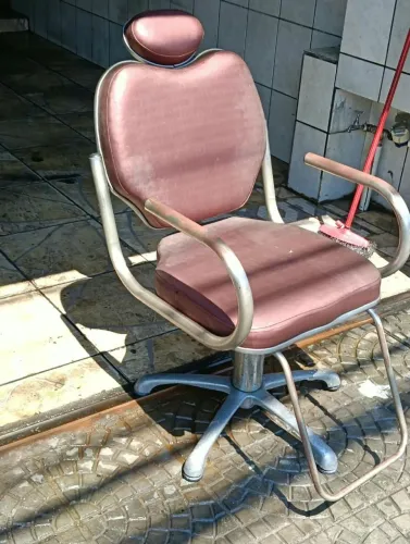 Cadeira gobbi vintage salão barbearia barbeiro corte