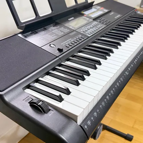 Teclado Casio CT-X800 - Pouco Usado | Estado de Novo