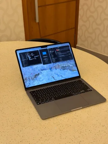 Macbook Air M2 - 16GB - 512GB