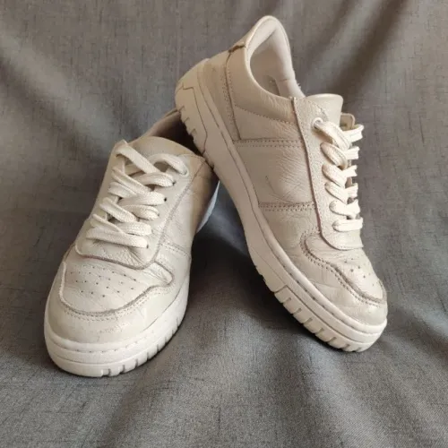 Tênis Constance 36 Off-White Couro Legítimo