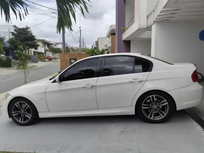 BMW 318I A 2.0 16V 136cv 5P 2012