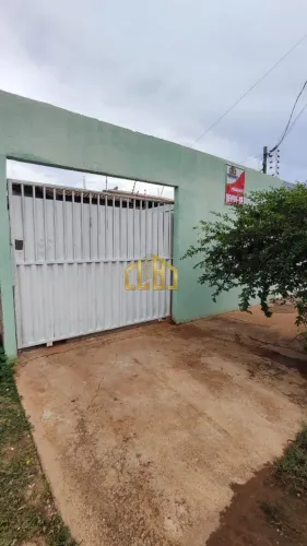 Casa á venda no Bairro Santa Cecilia Várzea Grande -MT