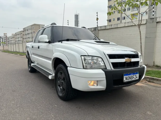 Chevrolet S10 Pick-up Exec. 2.8 4X2 CD TB Int.dies 2010