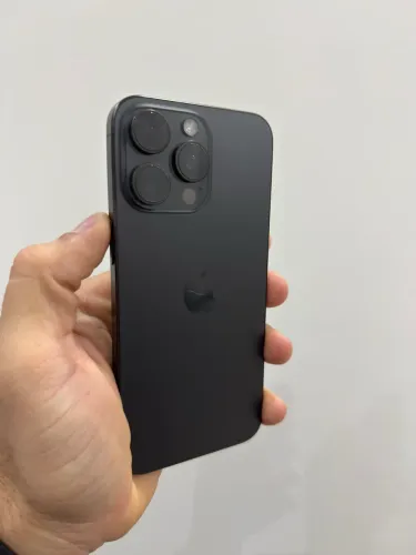 iPhone 15 Pro Max Black Titanium 256GB 