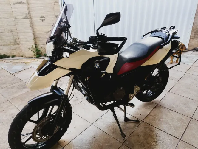 moto excelente