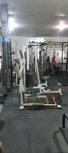 Elíptico profissional. TRG