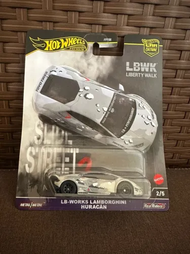 Hot Wheels LB Lamborghini Huracan (Premium)