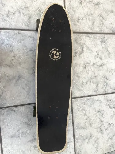 Skate crusier Kryptonics, comprado nos EUA