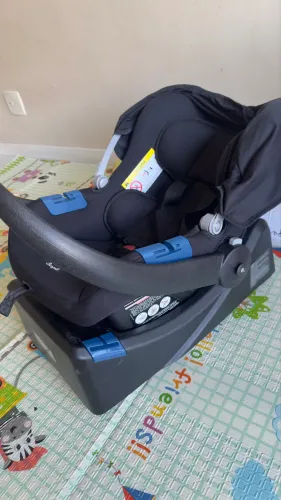 Bebê conforto + Base Preta Touring Burigotto Até 13kg MUITO CONSERVADO