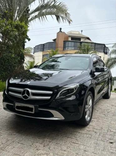 Mercedes-Benz GLA 200 Adv. 1.6/1.6 TB 16V Flex Aut. 2017