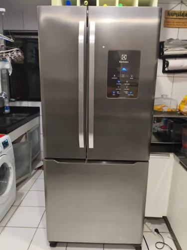 Geladeira Electrolux DM84X 579 Litros Inox - Excelente Estado