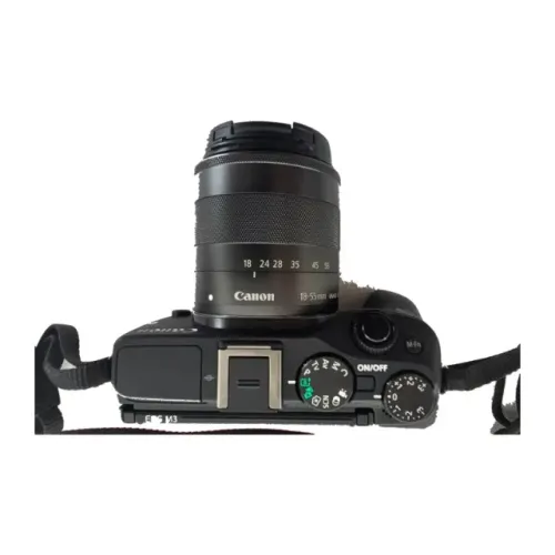 Canon Eos M3 + Lente 18-55mm + Visor Evf-dc1 + Acessórios (Usado)