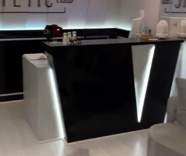 Clínica de estética montada impecável com aluguel justo aceito troca em veículo