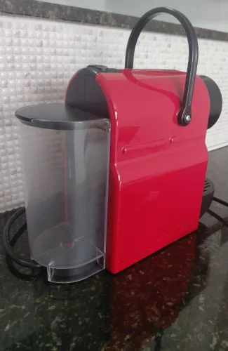 Cafeteira Nespresso Inissia
