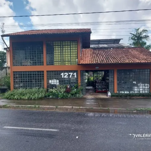 PRÉDIO COMERCIAL NA ILHA DE MOSQUEIRO, 644M²