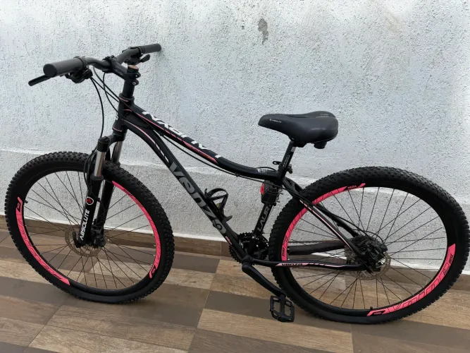 Bicicleta Venzo Aro 29 27v Freio a Disco Novíssima