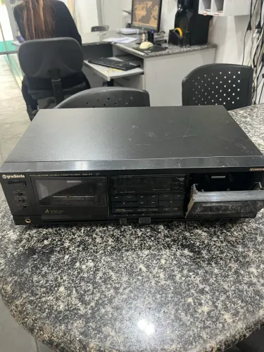 Tape deck gradiente ADD 3.0 com defeito