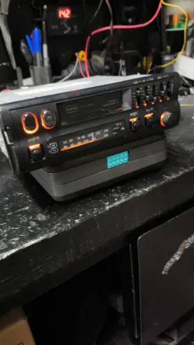 Rádio toca fitas CCE * funcionando tudo *