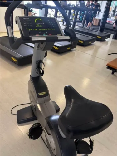 Vende-se Bike Ergométrica Technogym