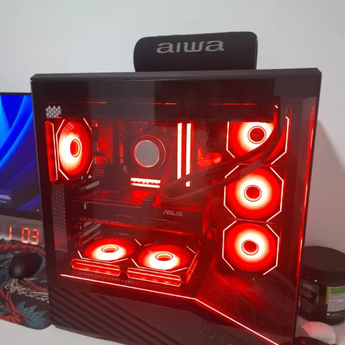 PC Gamer Ryzen 7 5700X + RTX 5060 - Excelente Estado