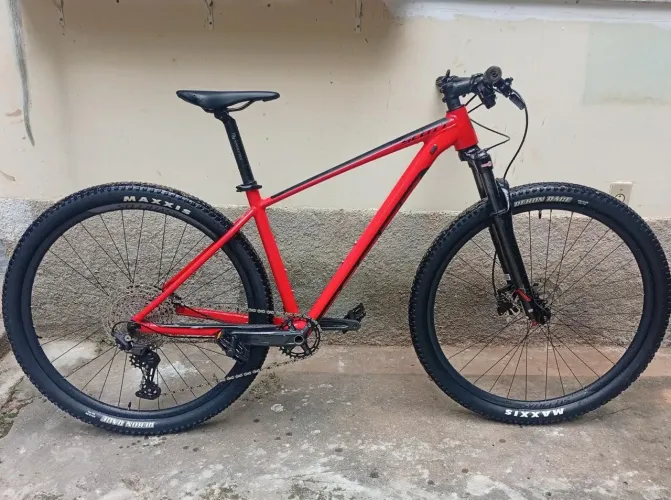 Bicicleta Scott Scale 2021