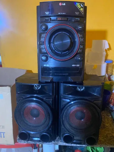 Som LG 180W